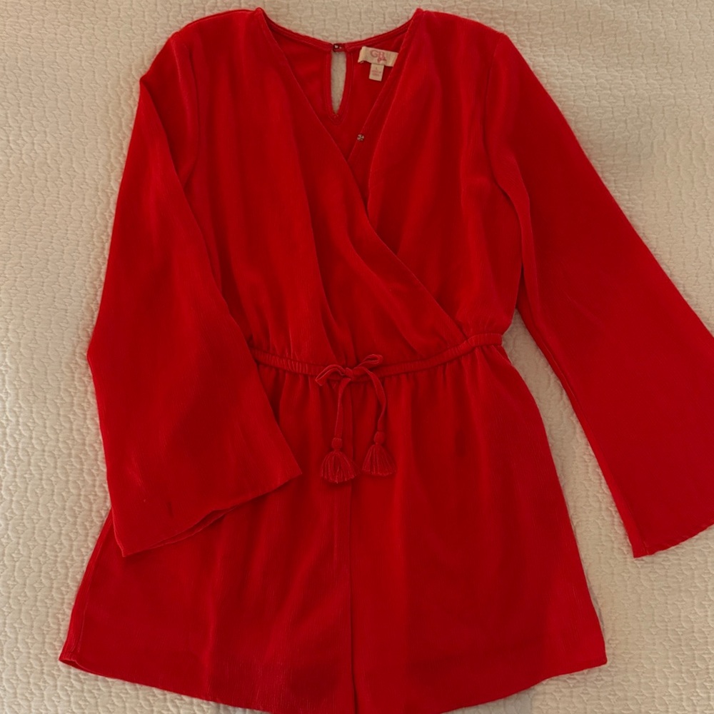 Red Long Sleeve Wrap Romper; Size L